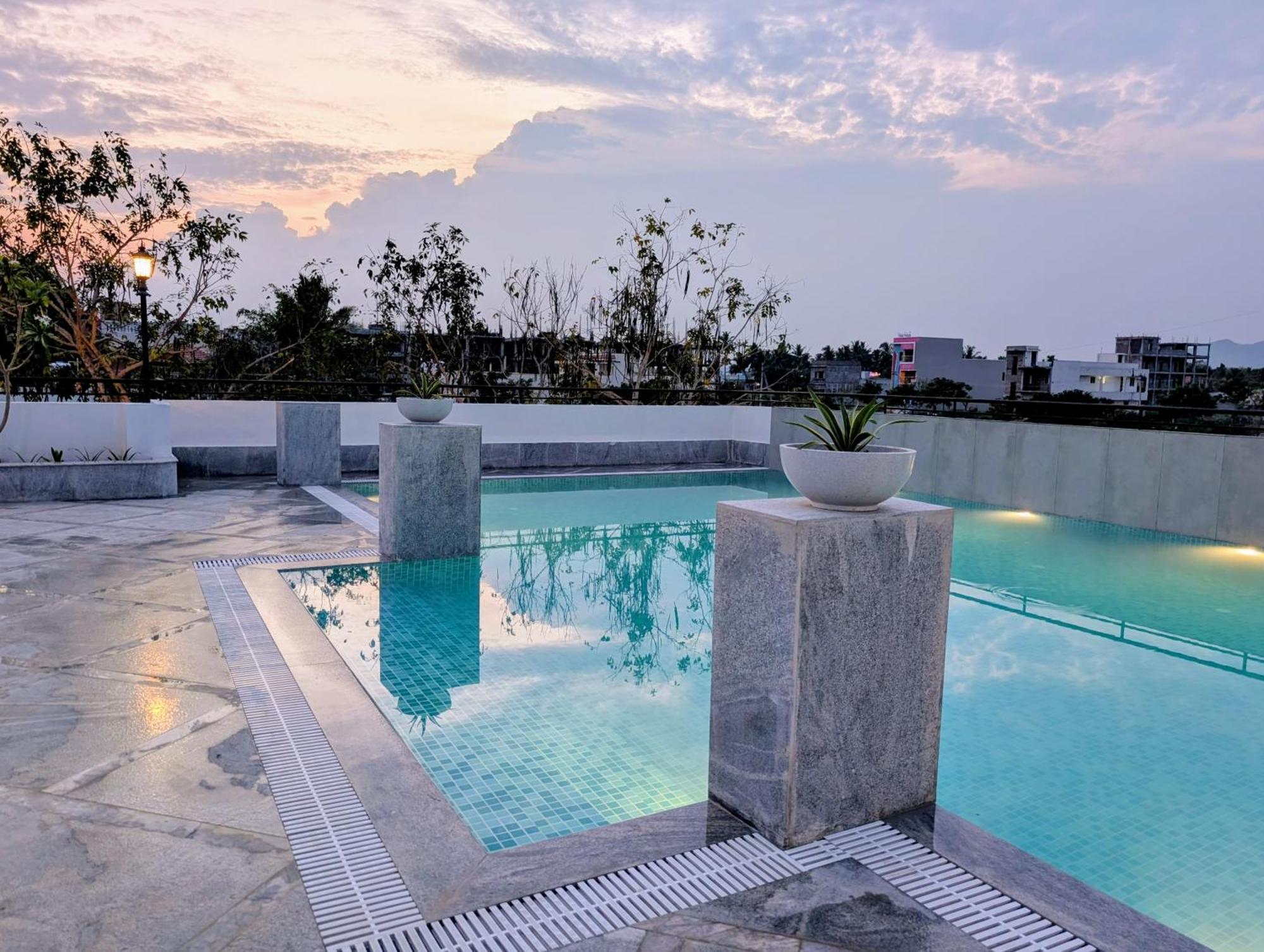 Aashreya Suites Tiruvannāmalai Exterior foto